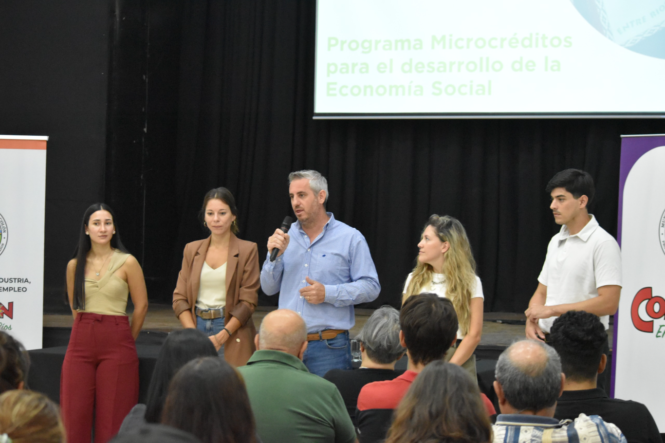 Más de 120 emprendedores participaron en Colón de una charla sobre microcréditos para la Economía So