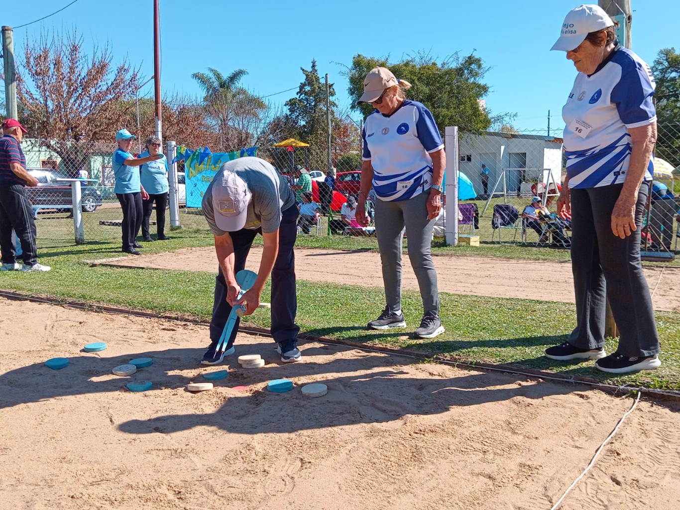 Pueblo Liebig invita a un campeonato de tejo en el marco de su aniversario