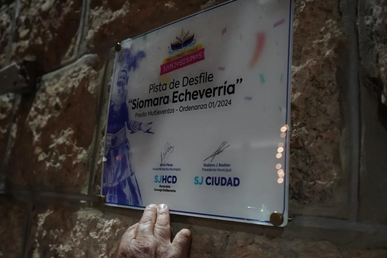 San José rindió homenaje a Siomara Echeverría, referente del carnaval local