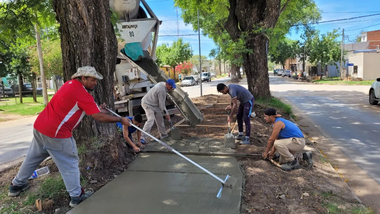Finalizan los trabajos de hormigonado en el caminador central de Boulevard Sanguinetti