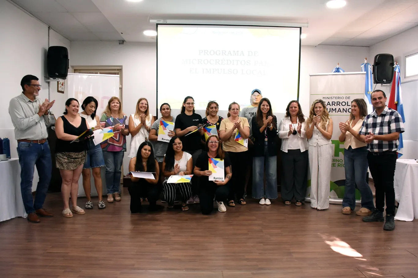 Charla Informativa sobre Microcréditos de la Provincia para Emprendedores de San José