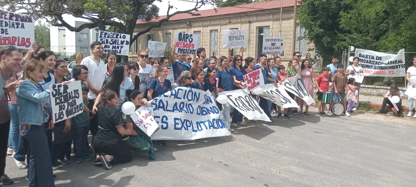 Enfermeros autoconvocados de Entre Ríos exigen reconocimiento y mejoras laborales en documento que p