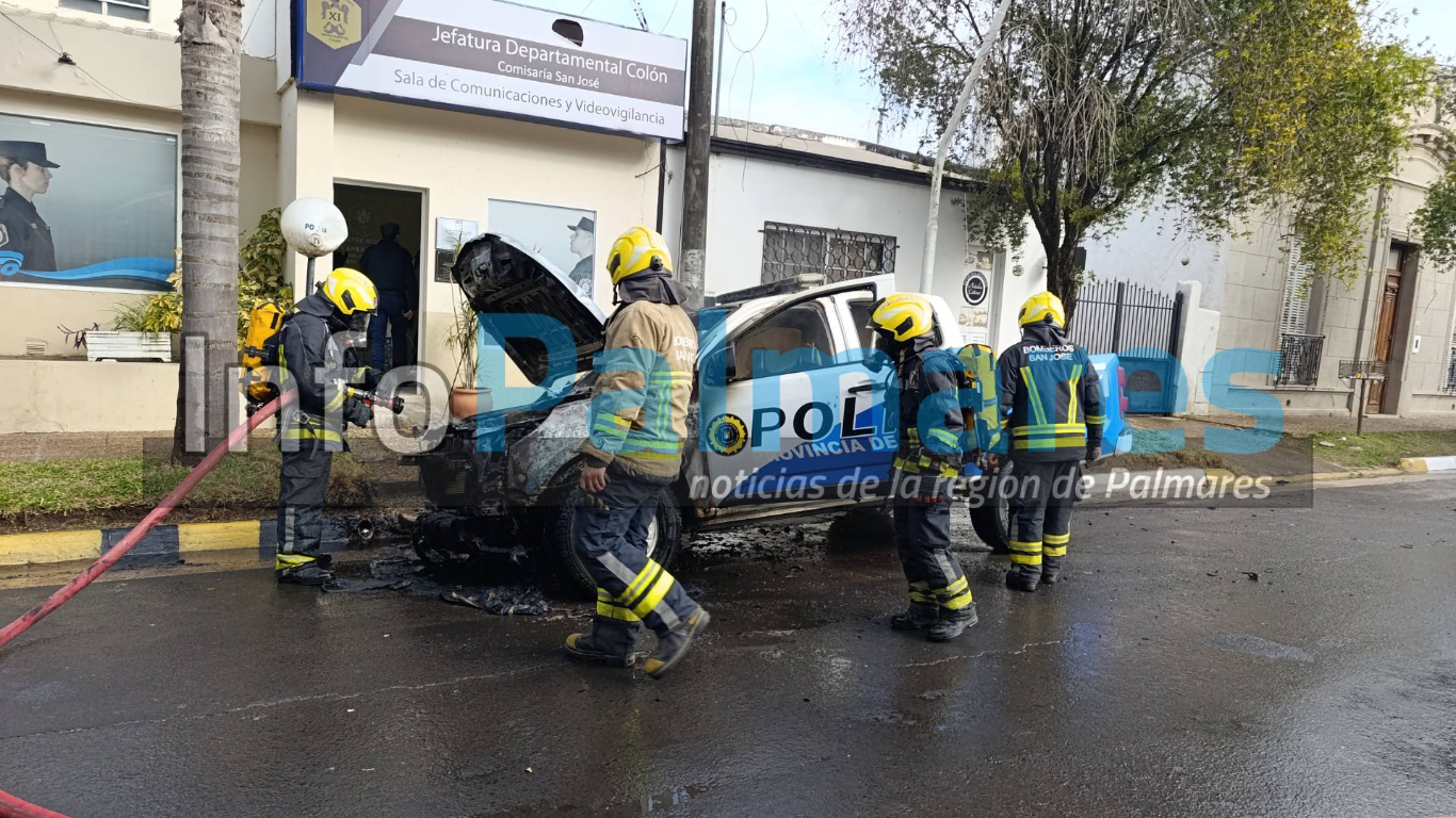 Investigan incendio de un patrullero en San José