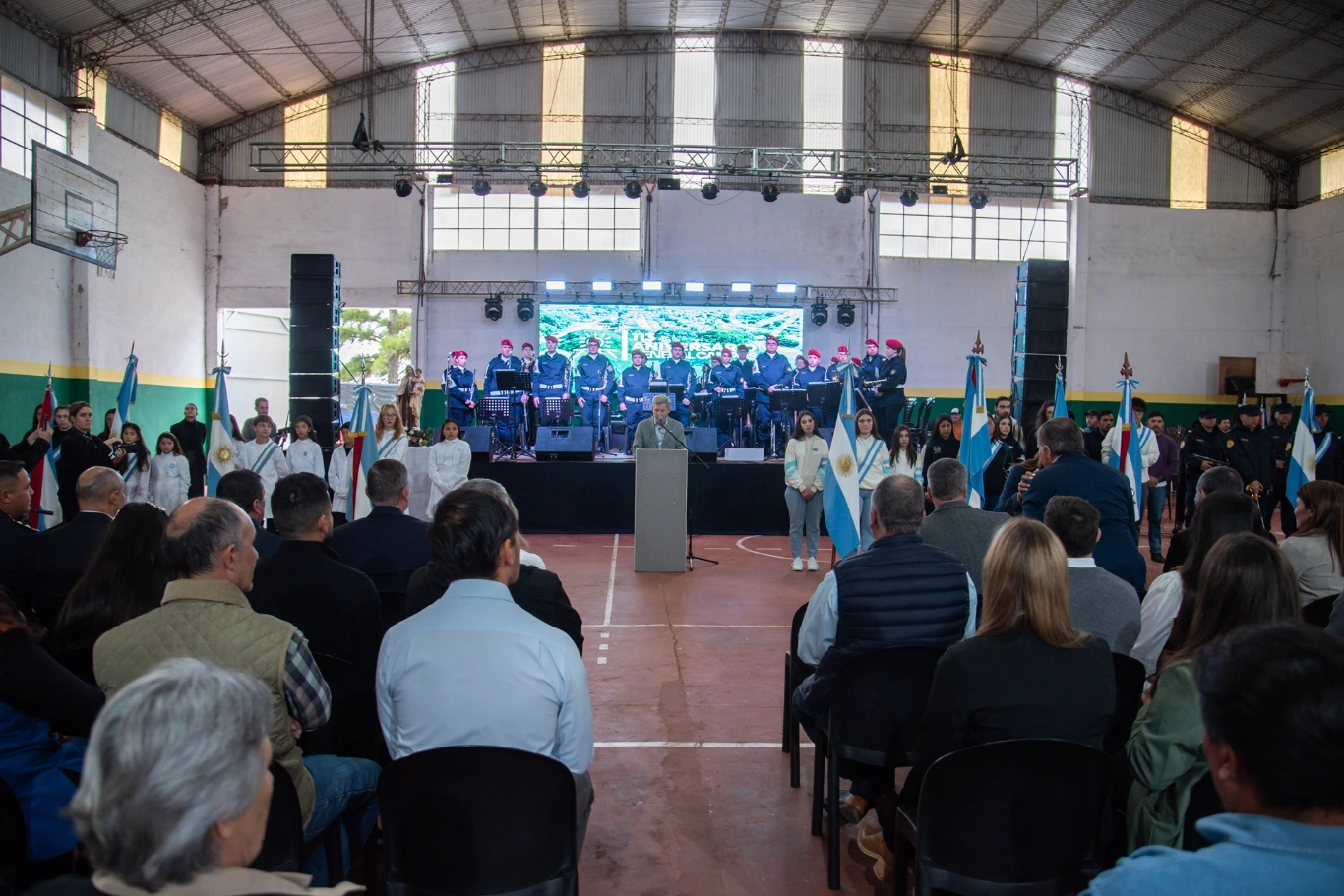 Frigerio participó de los festejos por el aniversario de General Campos