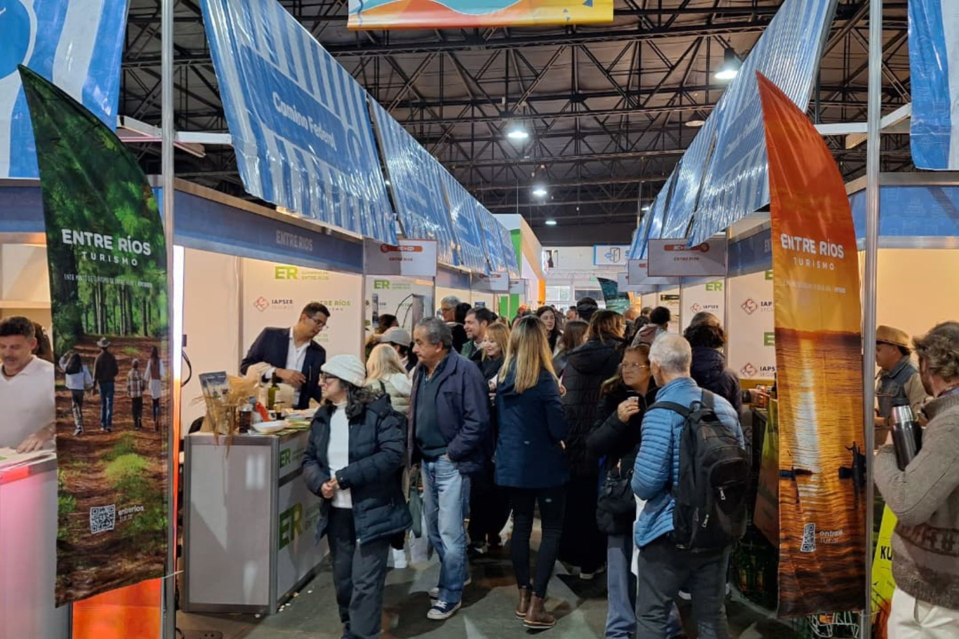 Entre Ríos muestra hasta mañana su potencial turístico y emprendedor en la feria Caminos y Sabores