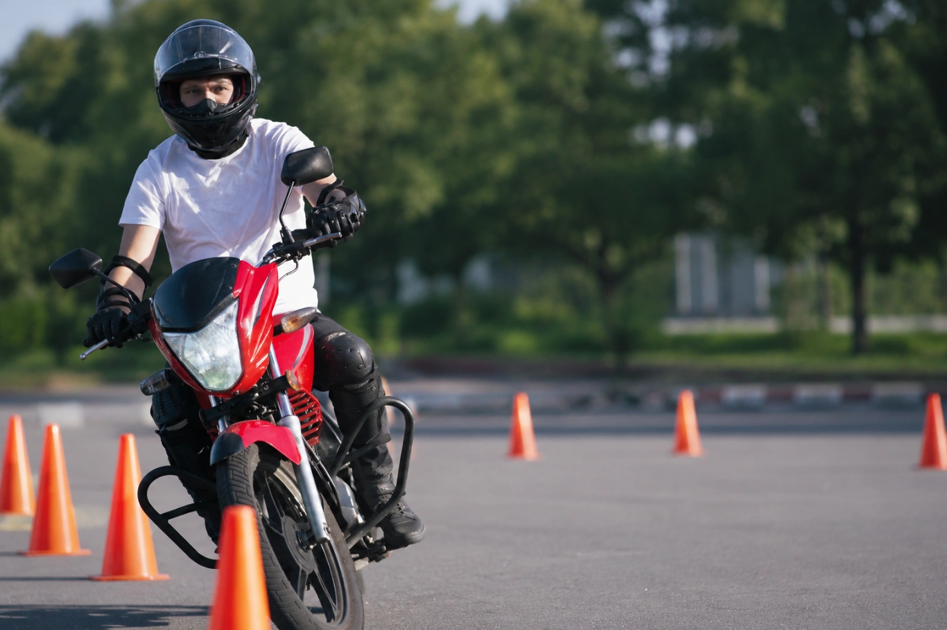 La Municipalidad de Colón pone en marcha una Escuela Municipal de Manejo de Motos