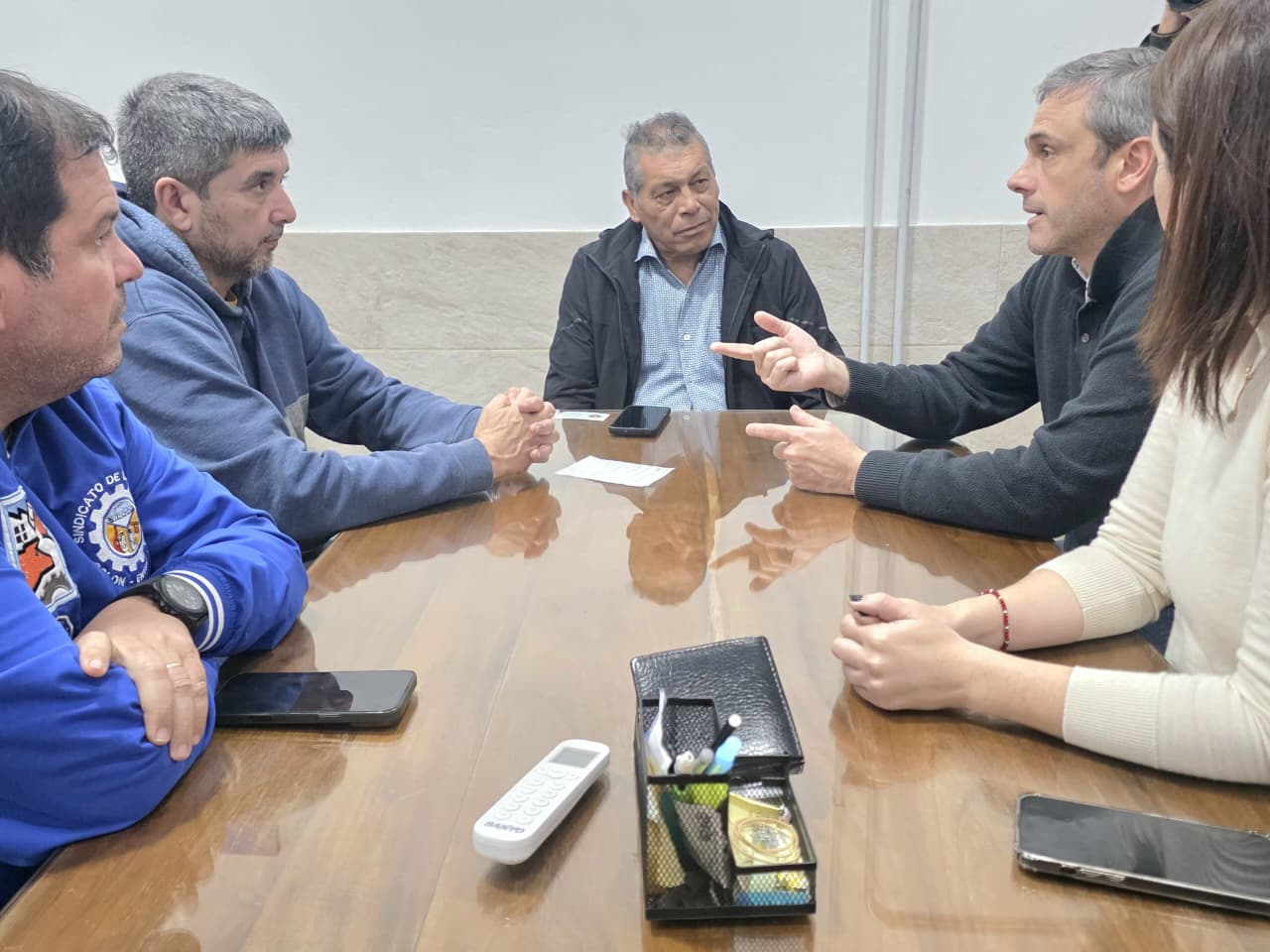 Los legisladores nacionales Guillermo Michel y Marianela Marclay visitaron Pueblo Liebig
