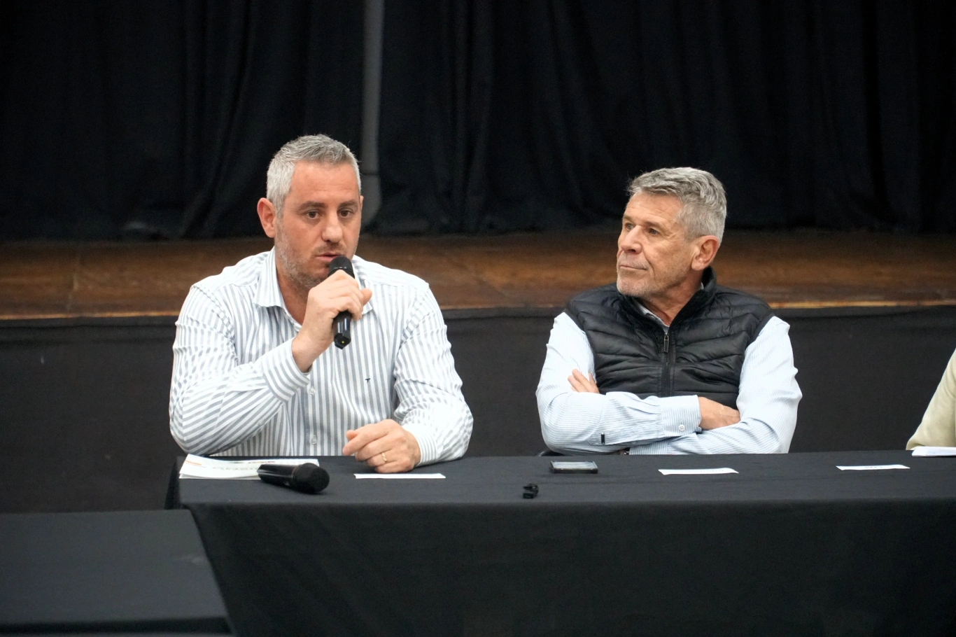 Walser presentó al gobierno provincial una propuesta de comercialización turística para la temporada