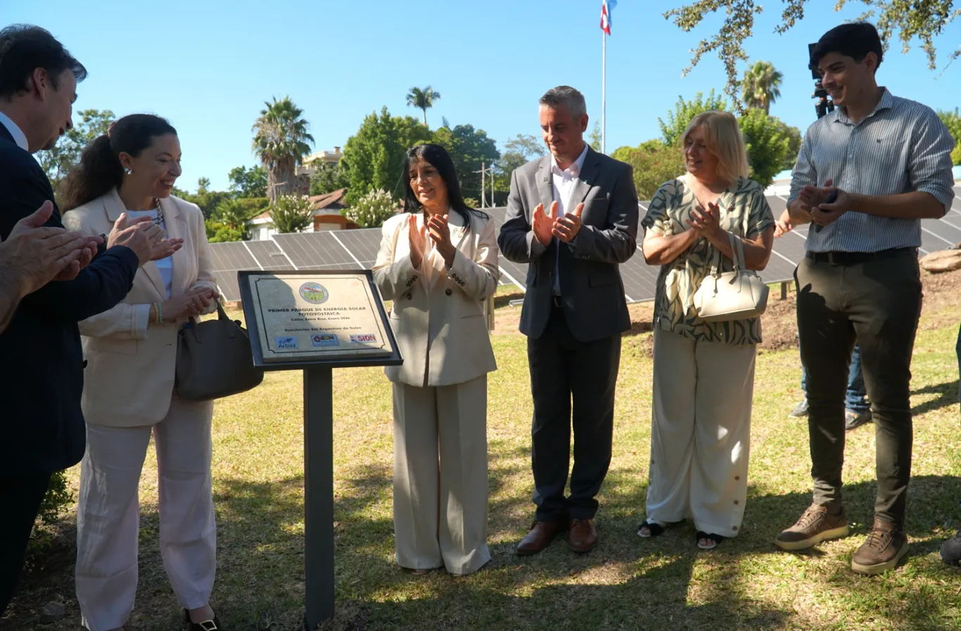 Se inauguró en Colón el primer parque de energía solar fotovoltaica con fondos suizos y municipales