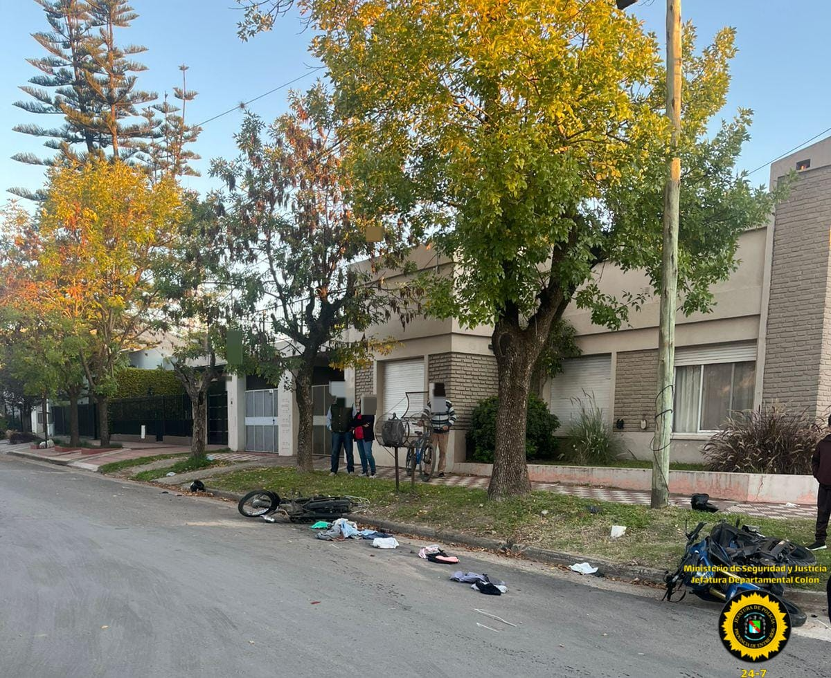 Violento choque entre motocicletas en Colón deja un fallecido y un herido en estado crítico