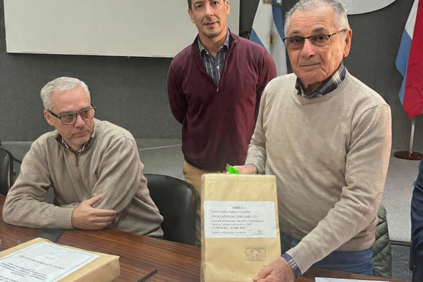 Nuevas obras para tres escuelas de los departamentos Colón y Uruguay